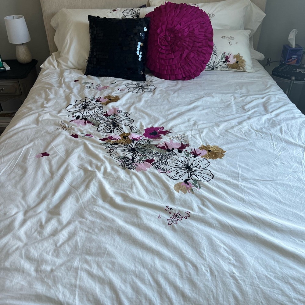 Floral Embroidered Queen Bedding Set